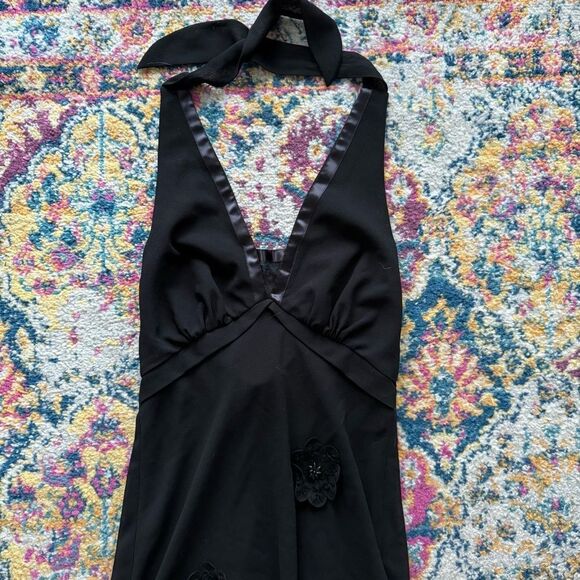 Frank Lyman Mesh Halter asymmetrical dress with flower trim - Picture 9 of 11